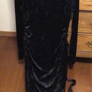 Costume black dress